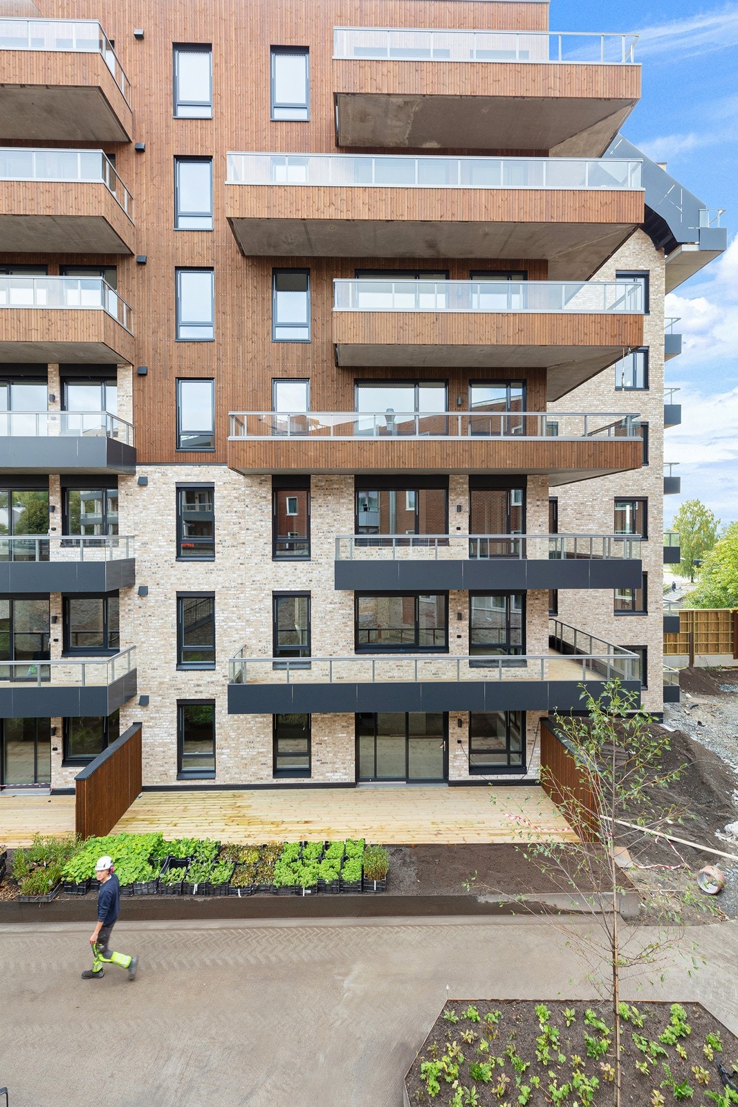 Fasade. Leiligheten ligger flott til i 6. etasje. Galleribilde