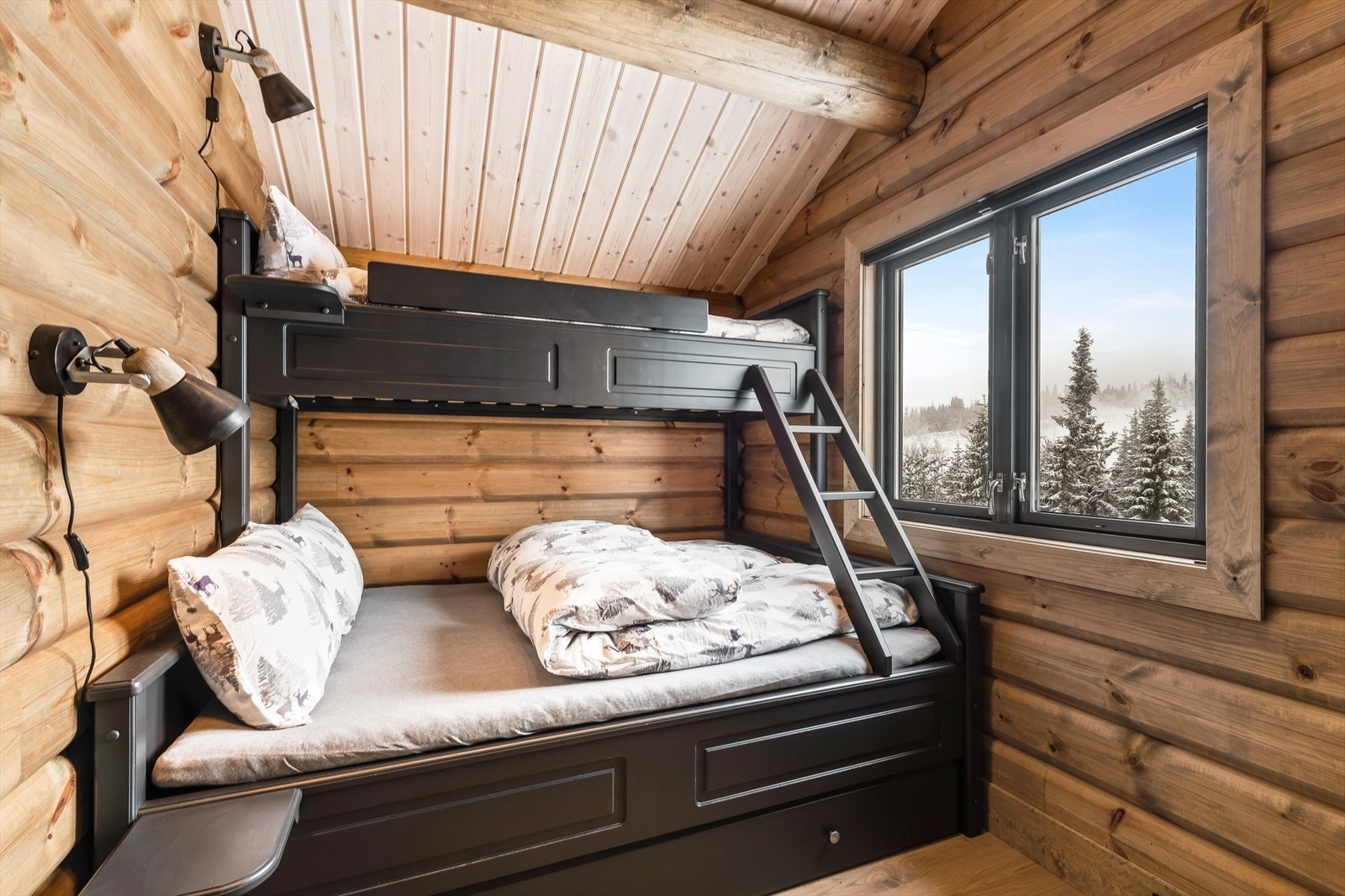 Dette er bilde fra hyttetype 1, med 3 soverom i 1. etg det fjerde er beliggende i 2. egt. Galleribilde