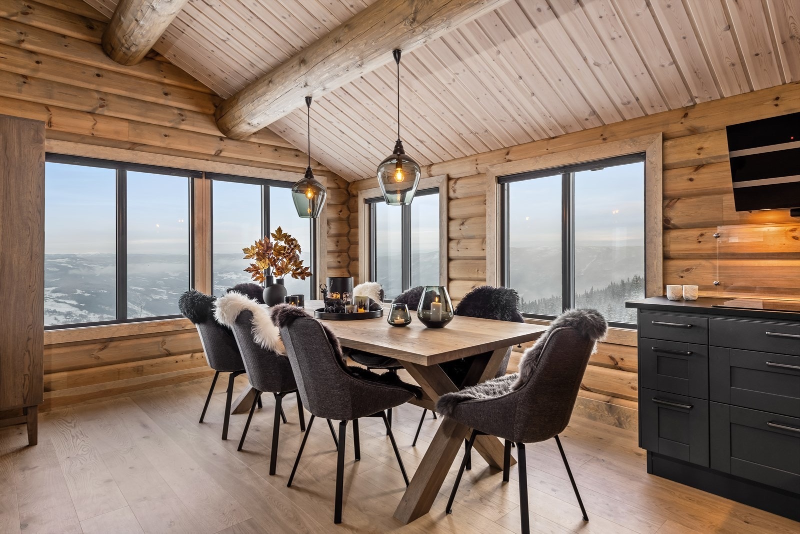 Spiseplass med magisk utsikt! Galleribilde