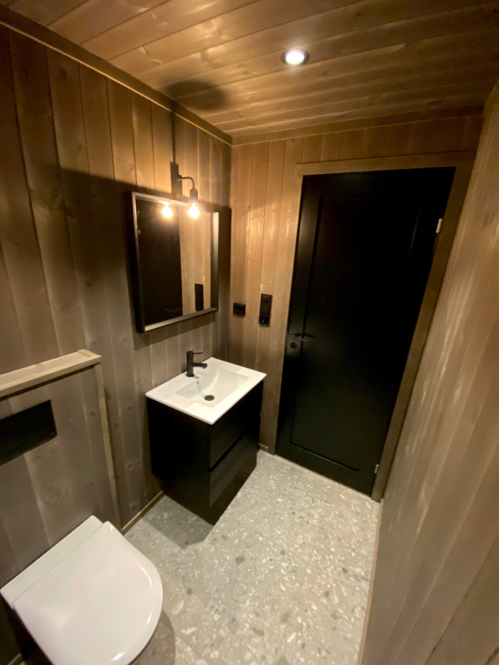 WC løsning fra tilsvarende hytte Galleribilde