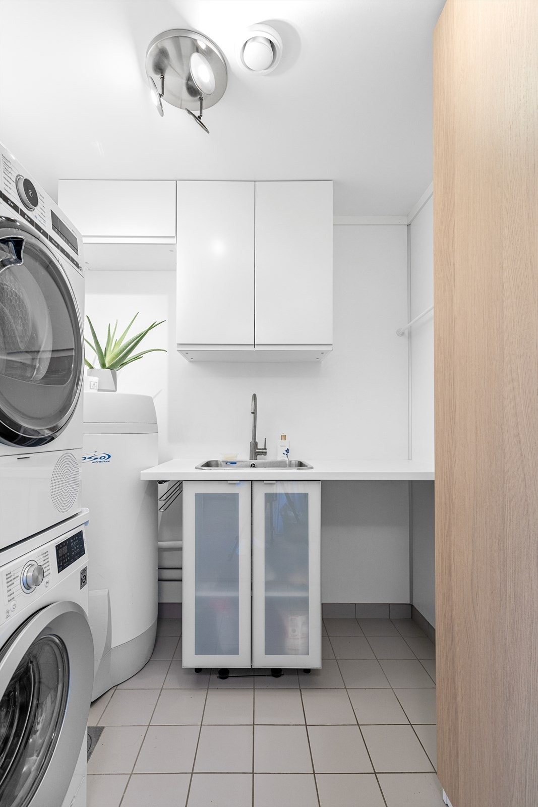 Vaskerom i tilknytning gang. Galleribilde