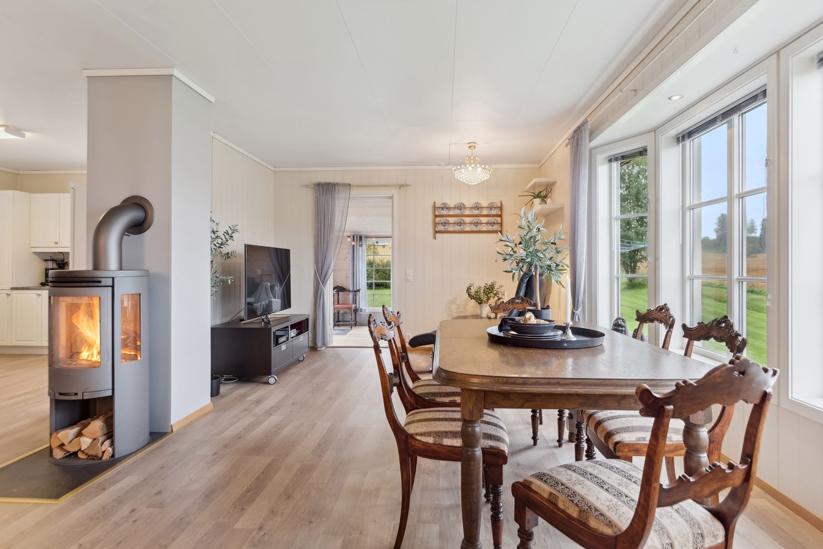 Stue med utgang til vinterhaven Galleribilde