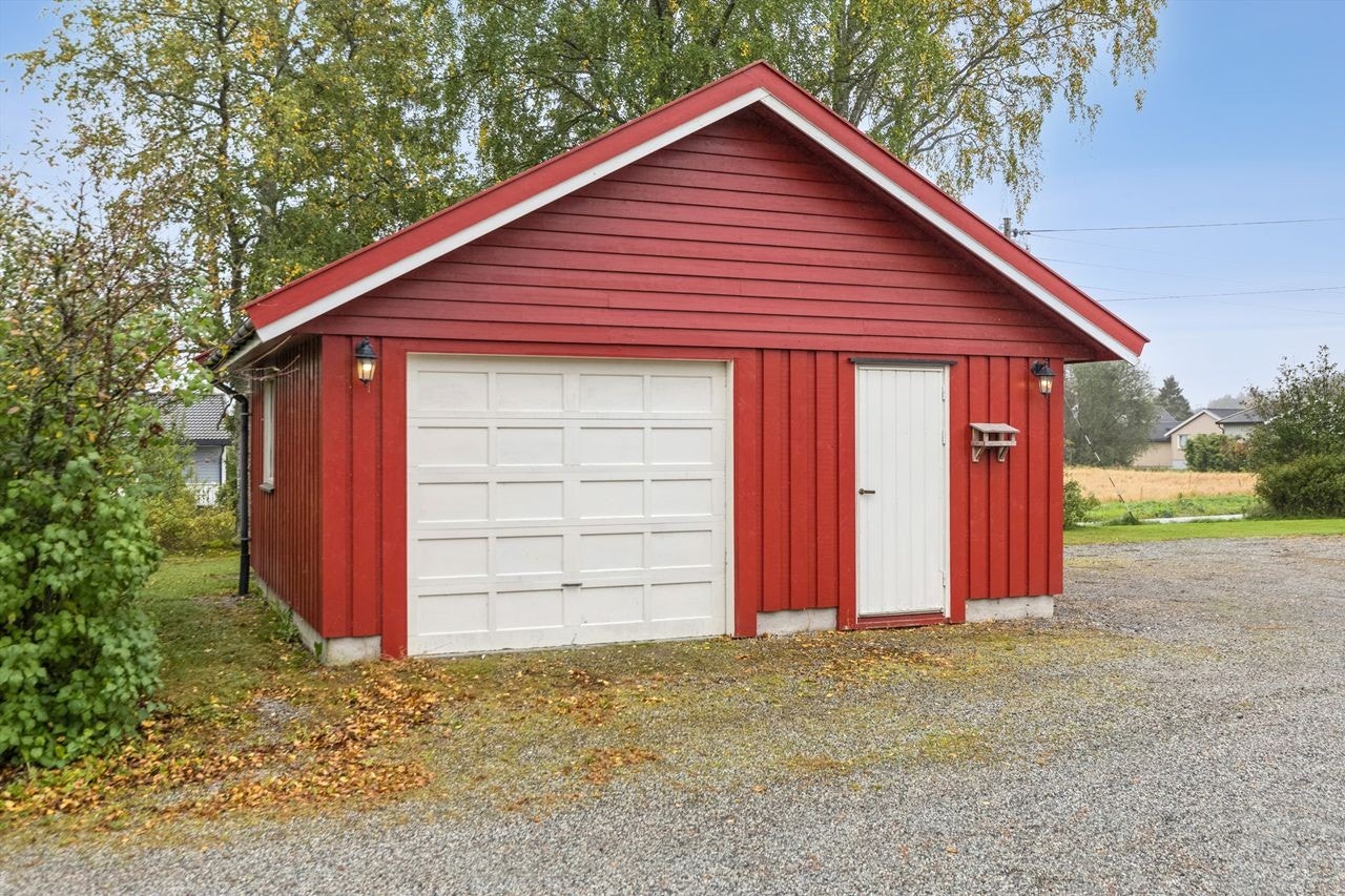 Garasje/uthus på 26 kvm Galleribilde