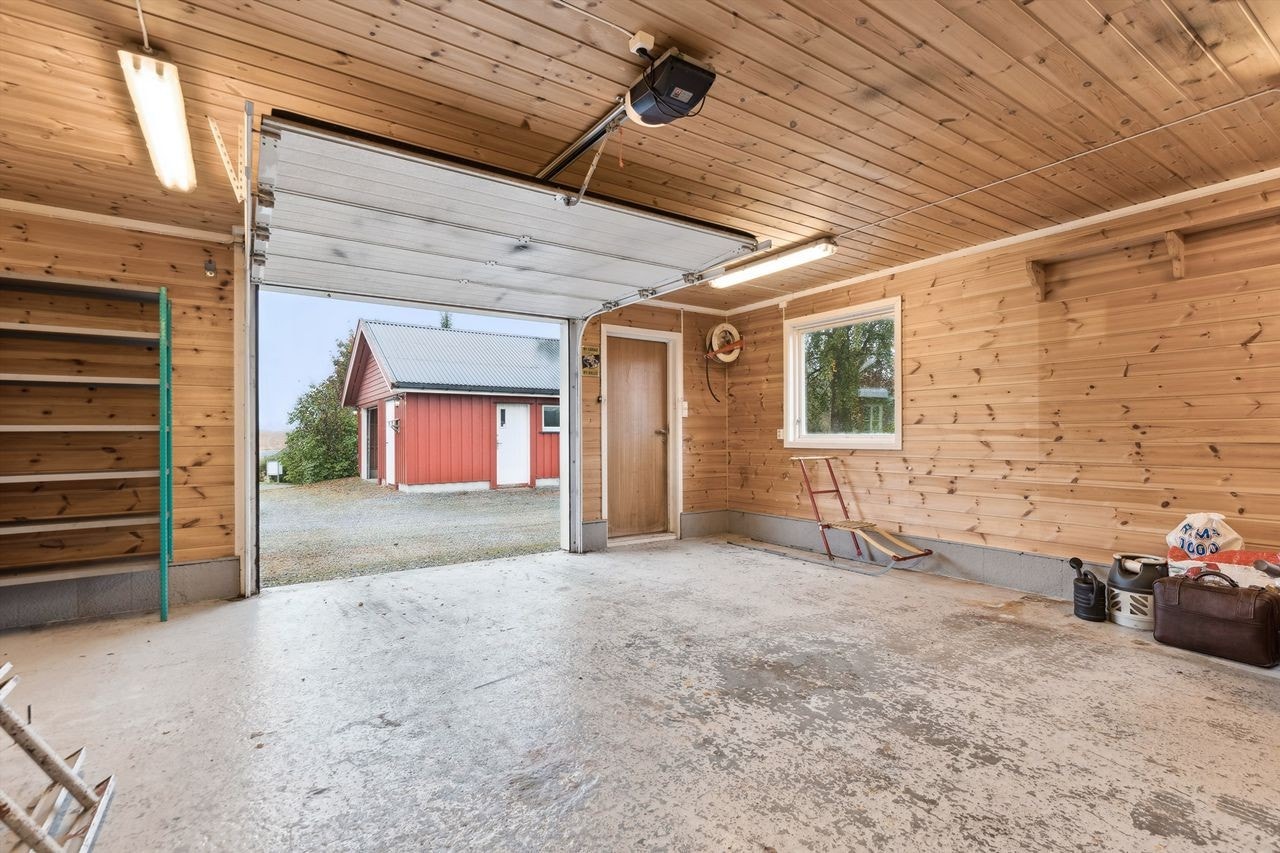 Garasje/veksteddel Galleribilde