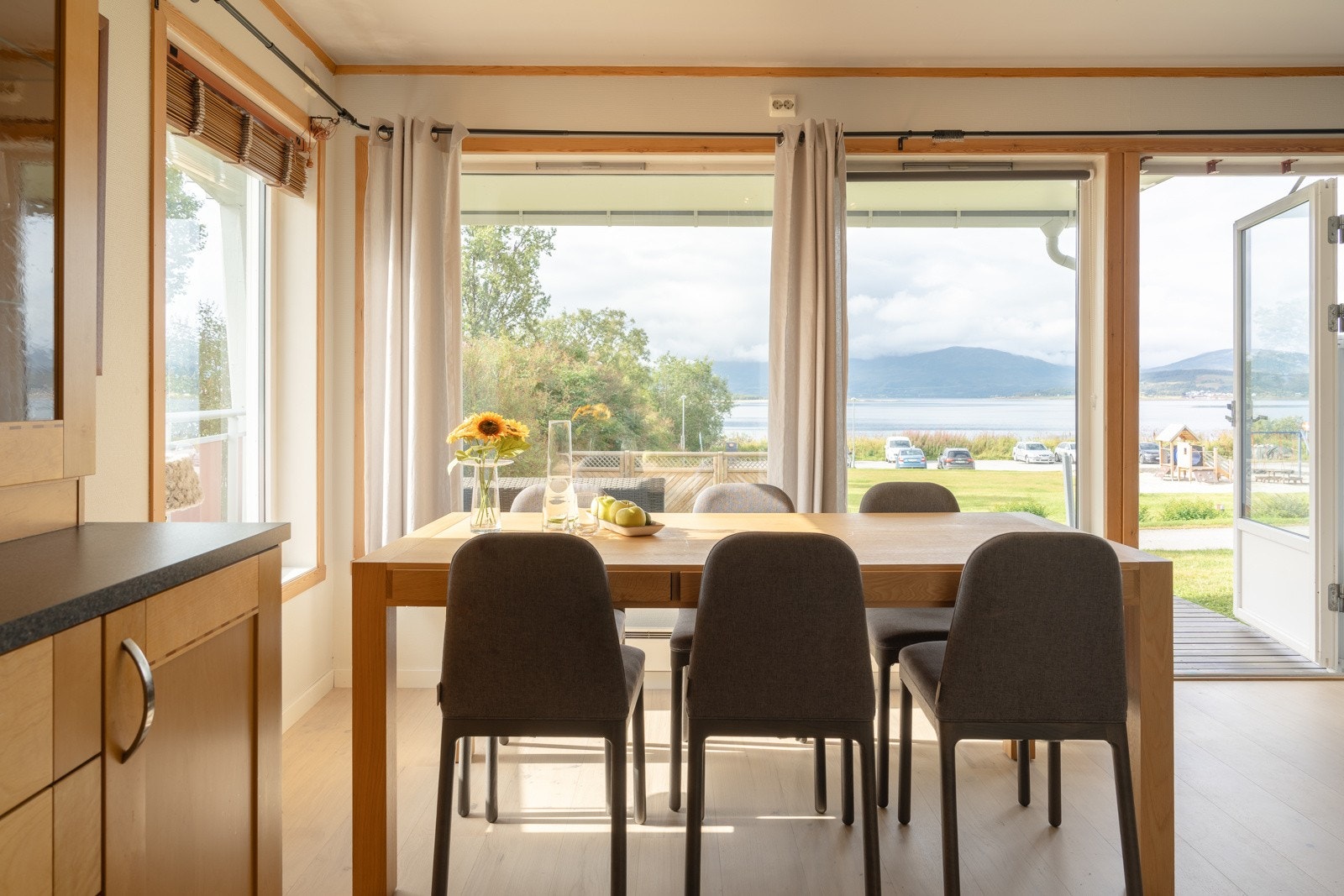 Velkommen til fine og romslige Alaskasvingen 5 - presentert av Storhaug + Partnere Galleribilde