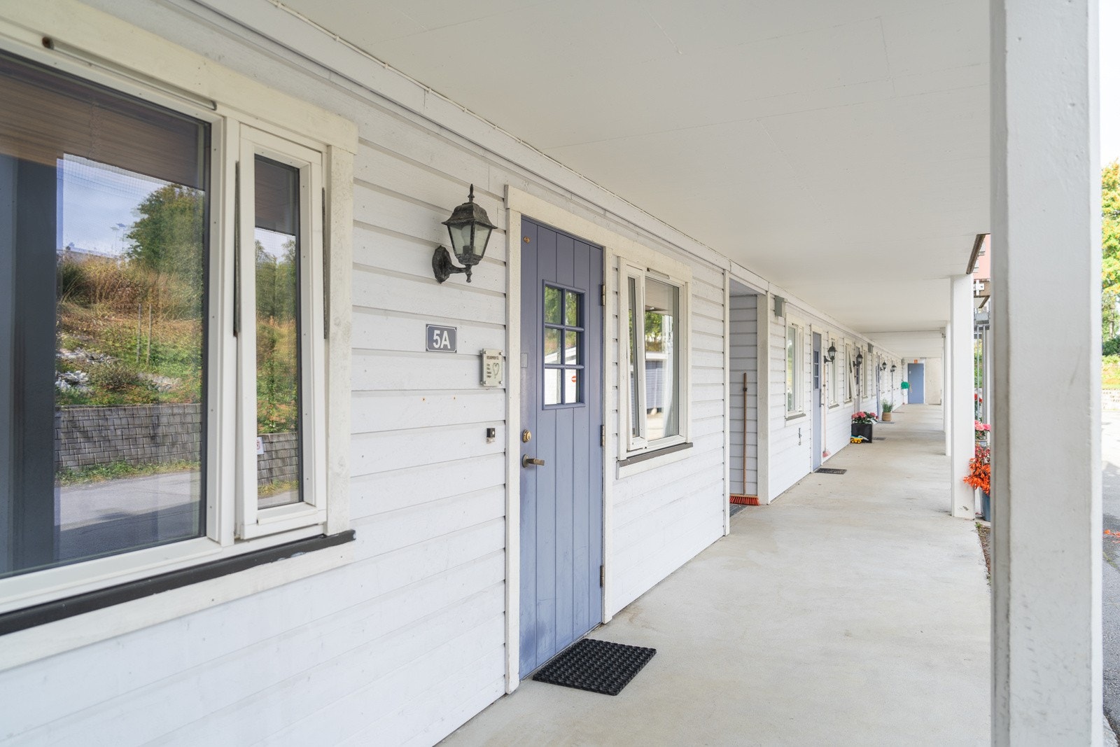 Overbygget og fin inngangsparti Galleribilde