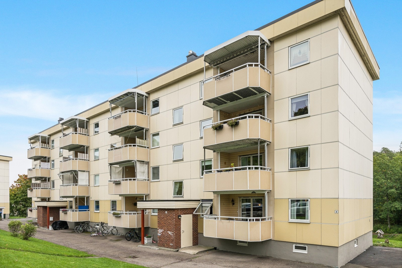 Velkommen til Grevlingstien 4 A - en romslig andelsleilighet i 4 etasje med 3 soverom Galleribilde