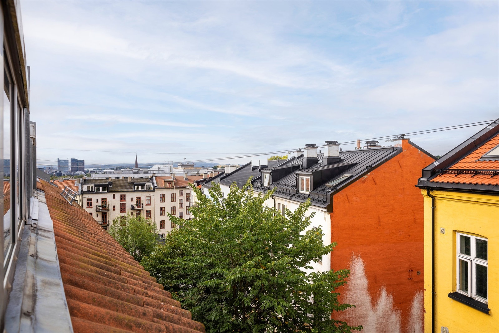 Utsyn mot sentrum. Galleribilde
