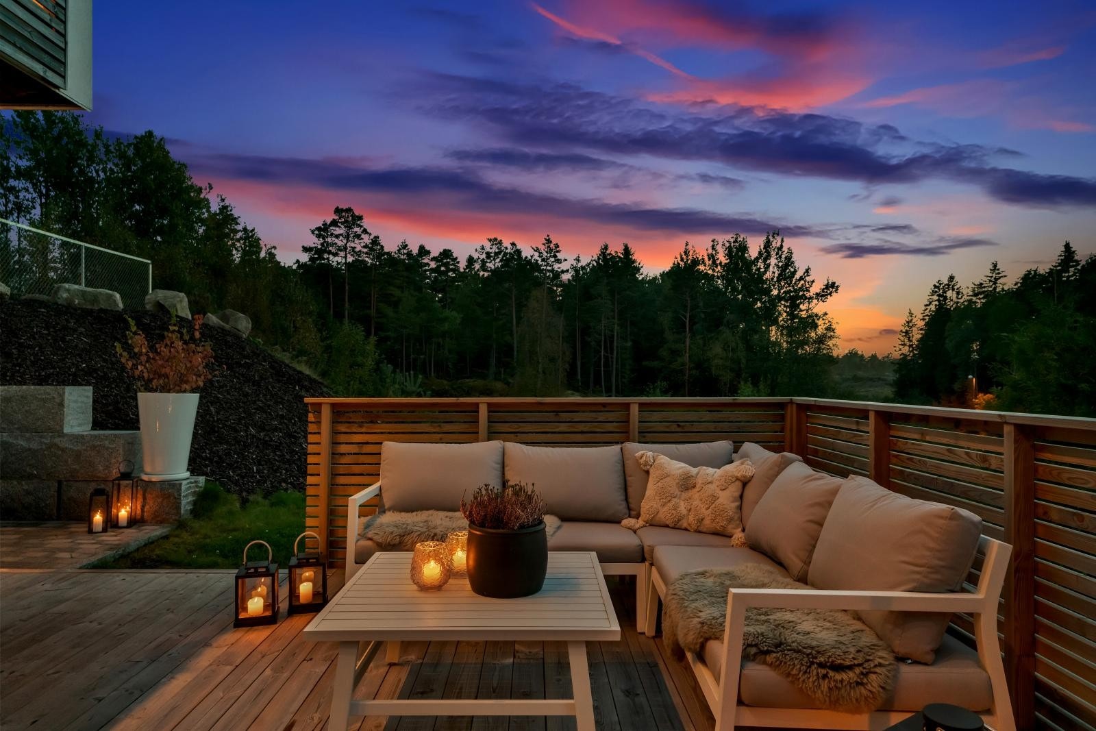 Her kan du nyte solfylte dager og koselige sommerkvelder Galleribilde