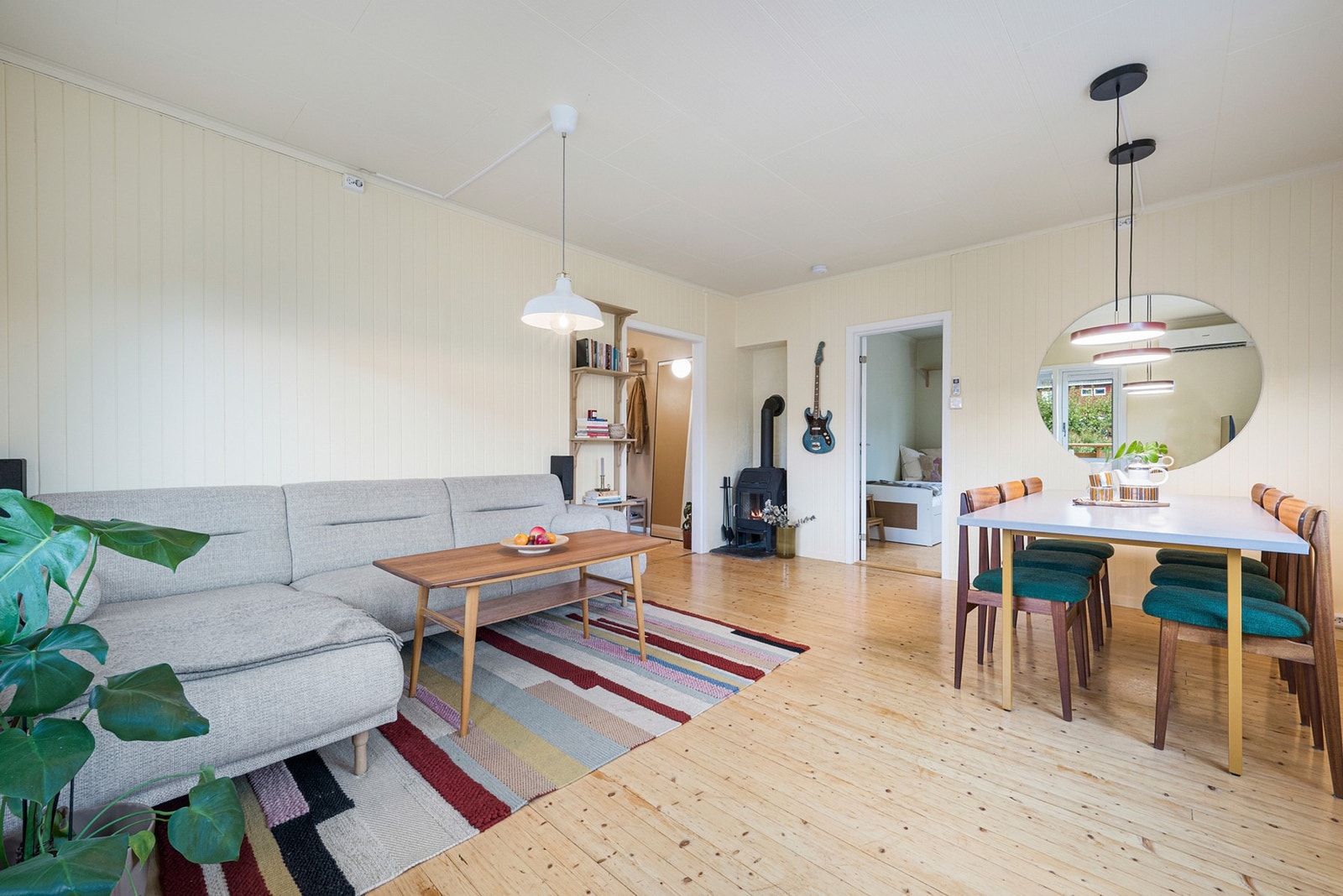Velkommen til Belbuvegen 6, dette er en romslig andelsleilighet i populære Strindheim Hageby. Galleribilde