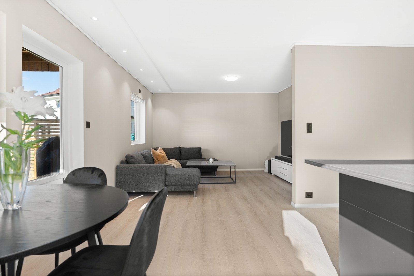 Delikate og nøytrale fargevalg Galleribilde