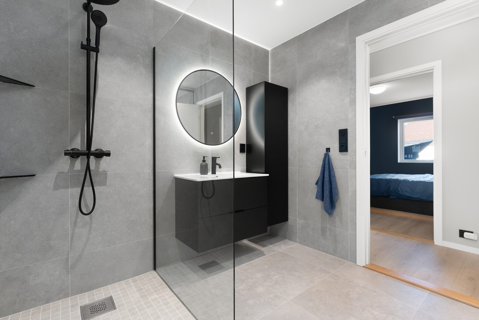 Stilige svarte detaljer Galleribilde