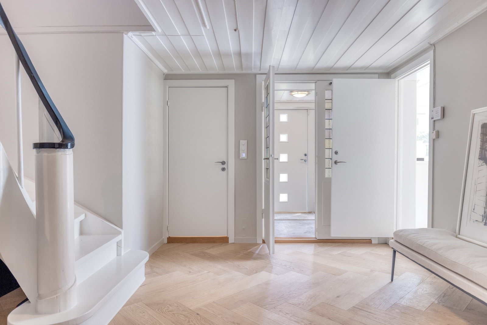 Hallen er tilknyttet entré. Galleribilde