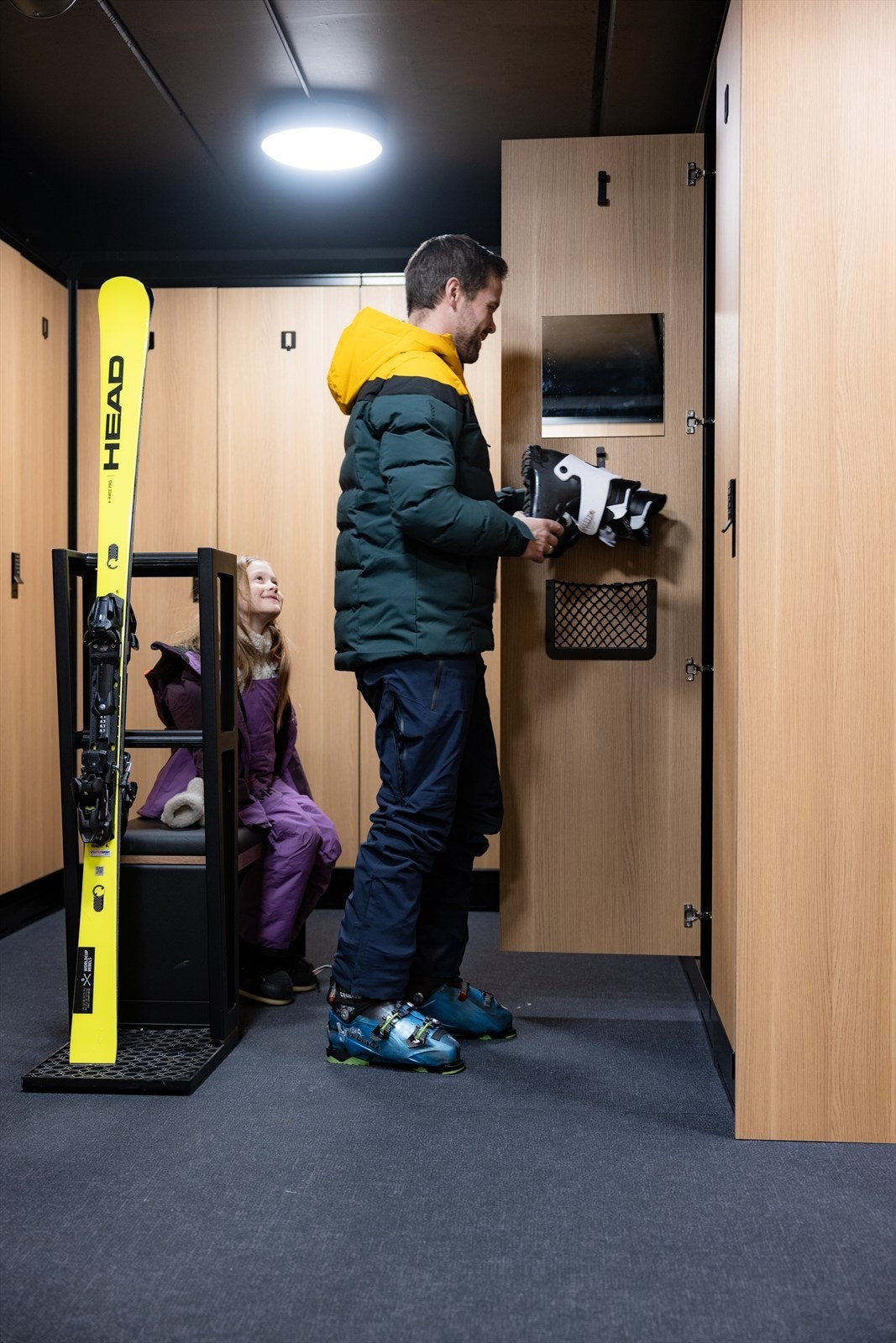 Det medfølger skilocker i fellesanlegg for prosjektet. Direkte utgang til terreng. Foto Paul Lockhart. Galleribilde