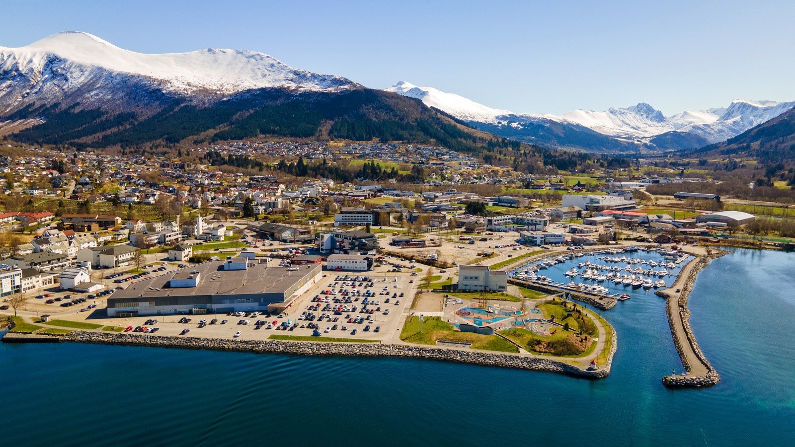 Ørsta sentrum. Galleribilde