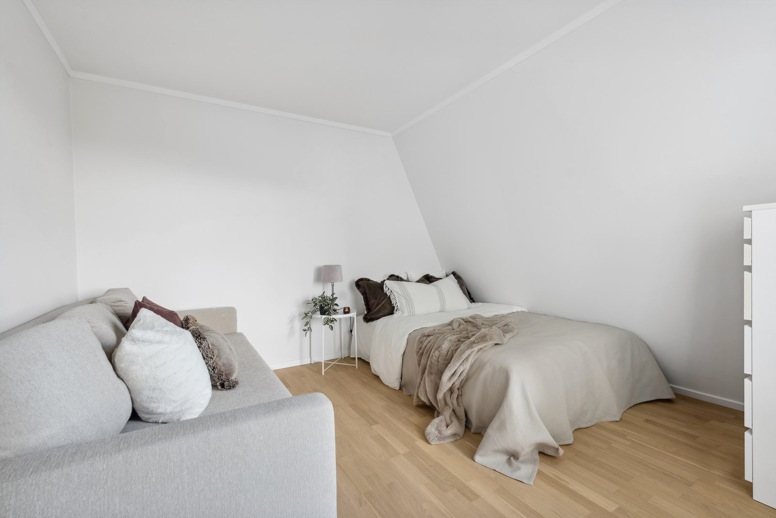 Soverom 2 passer perfekt som et gjesterom/barnerom Galleribilde