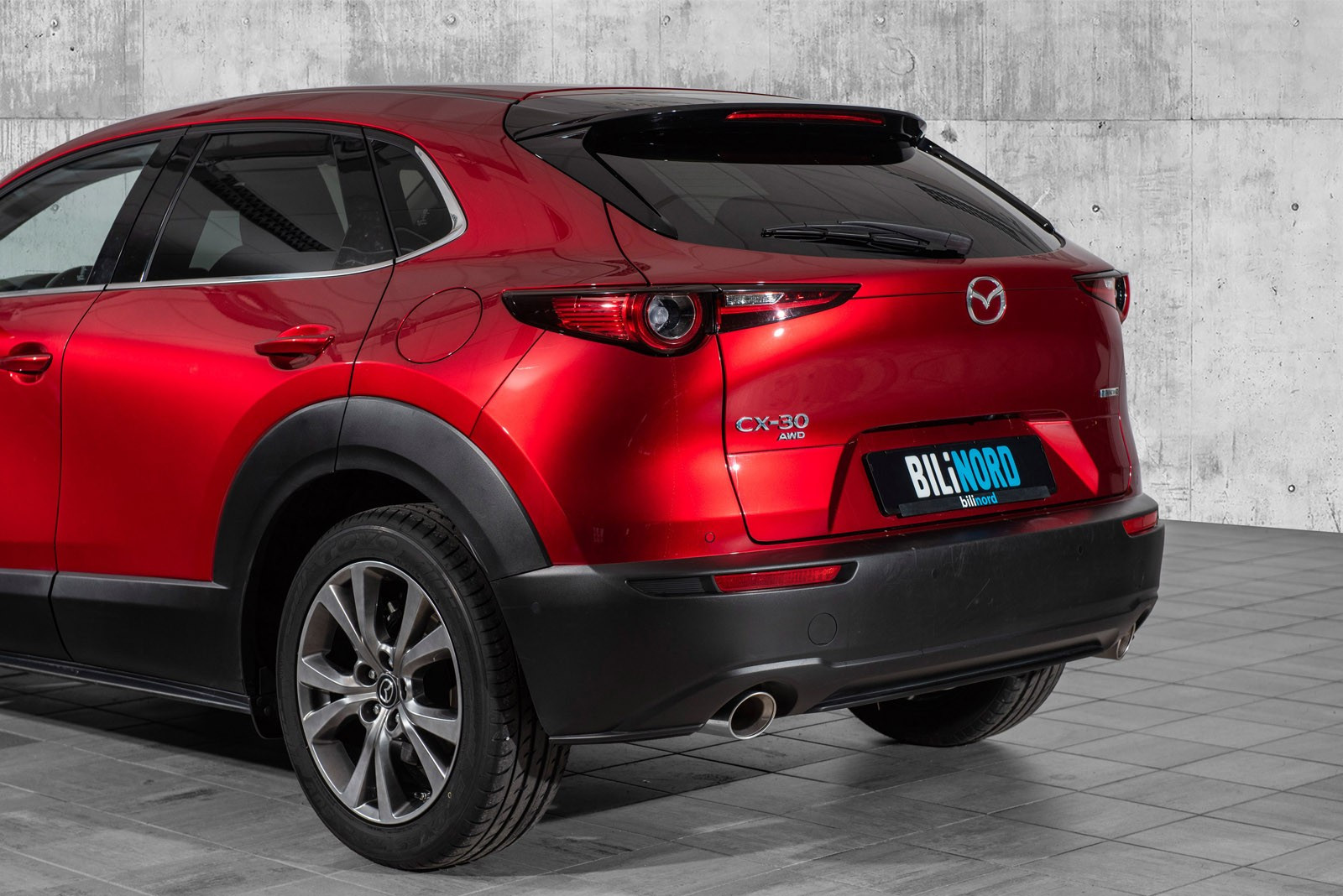 Dette er en mildhybrid med det beste fra en coupe og de særegne egenskapene til en SUV.