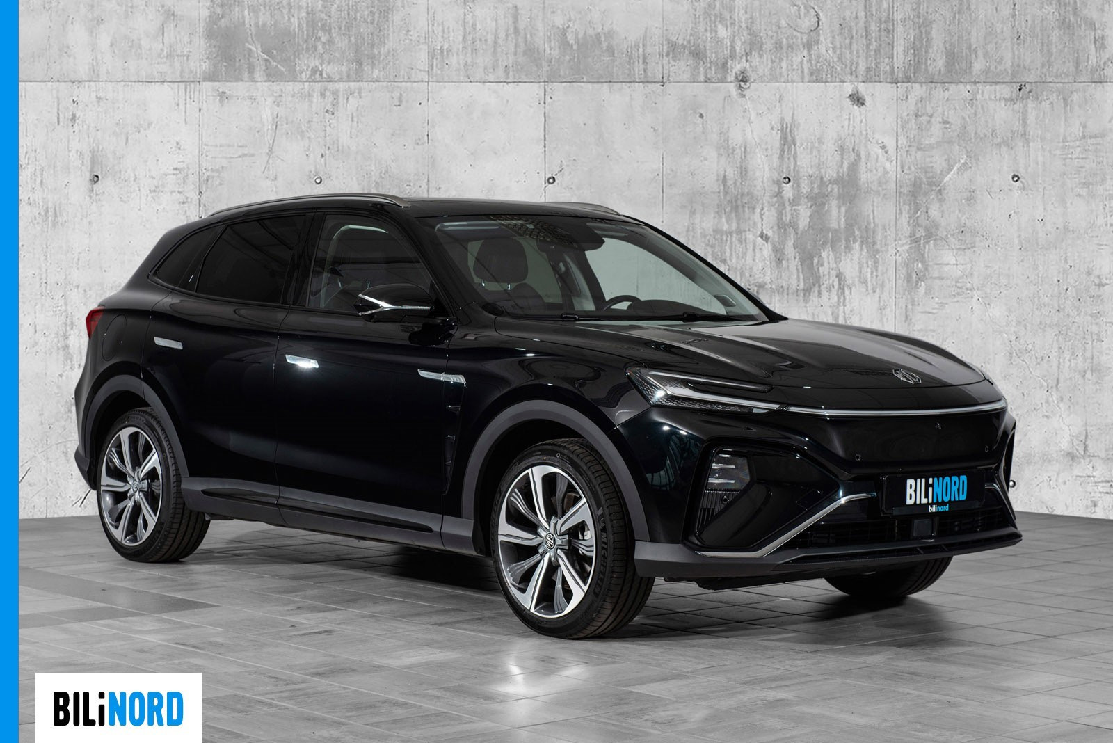 Vi venter inn en 2022 MG Marvel R AWD Performance i Pebble Black!