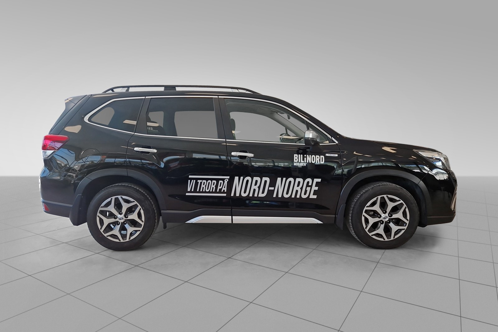 Praktisk bil med god bakkeklaring og velkjent 4WD system