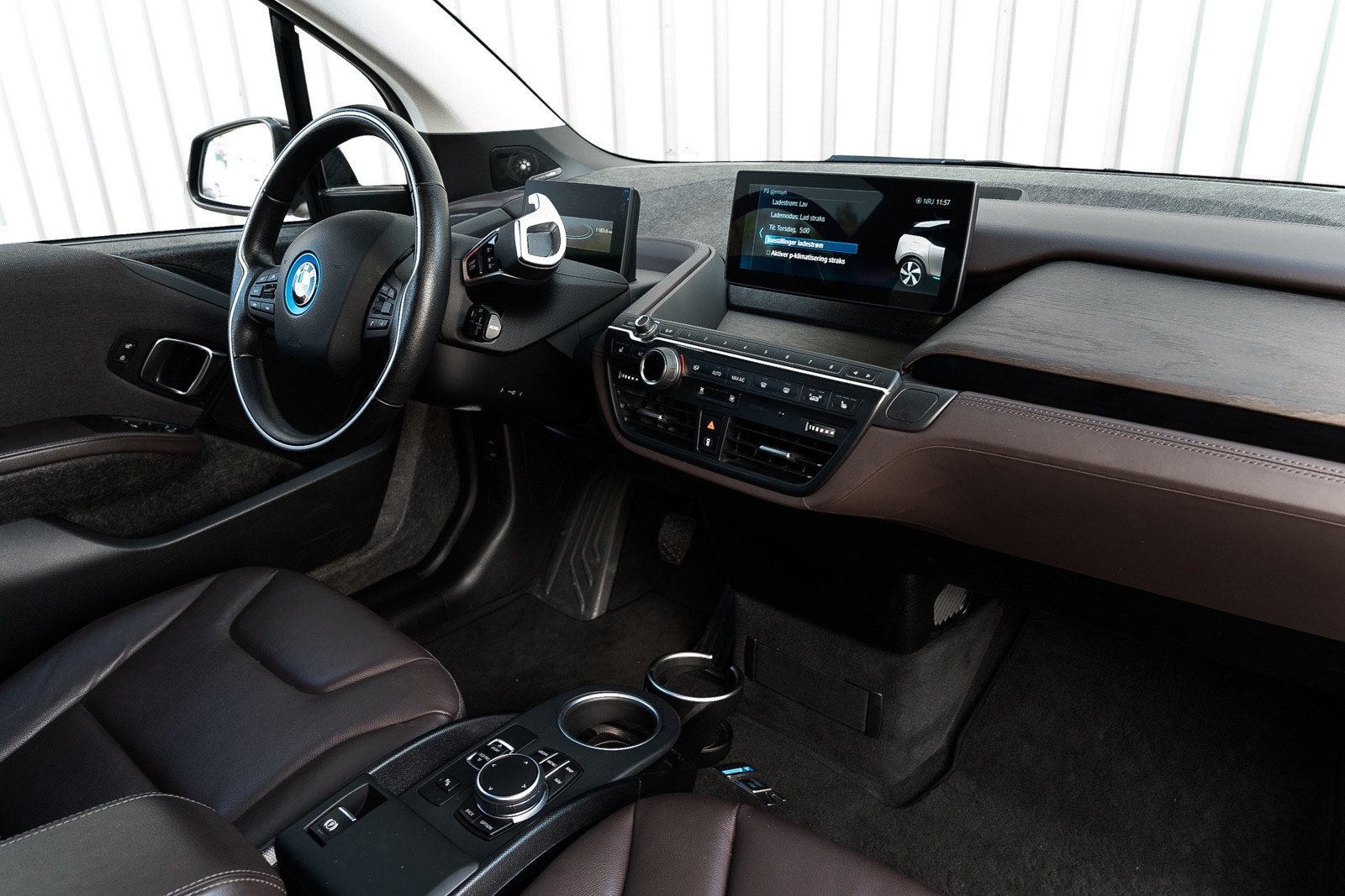 BMW i3s 10
