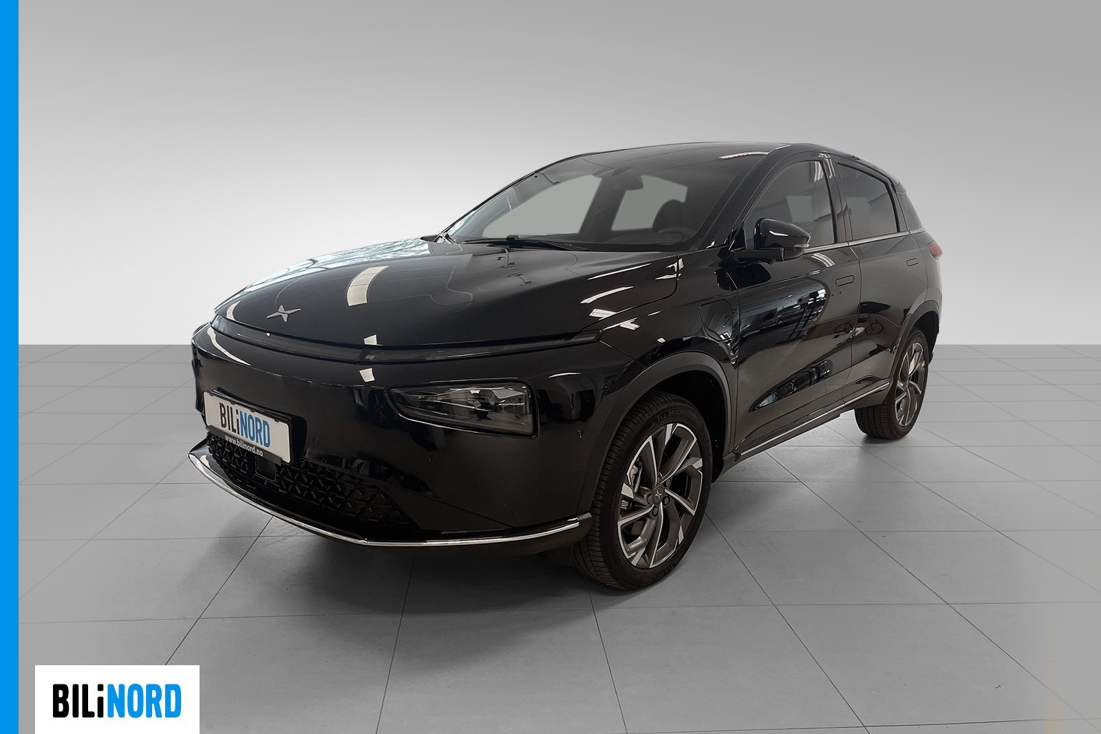 XPeng G3i Smart i sort met farge
