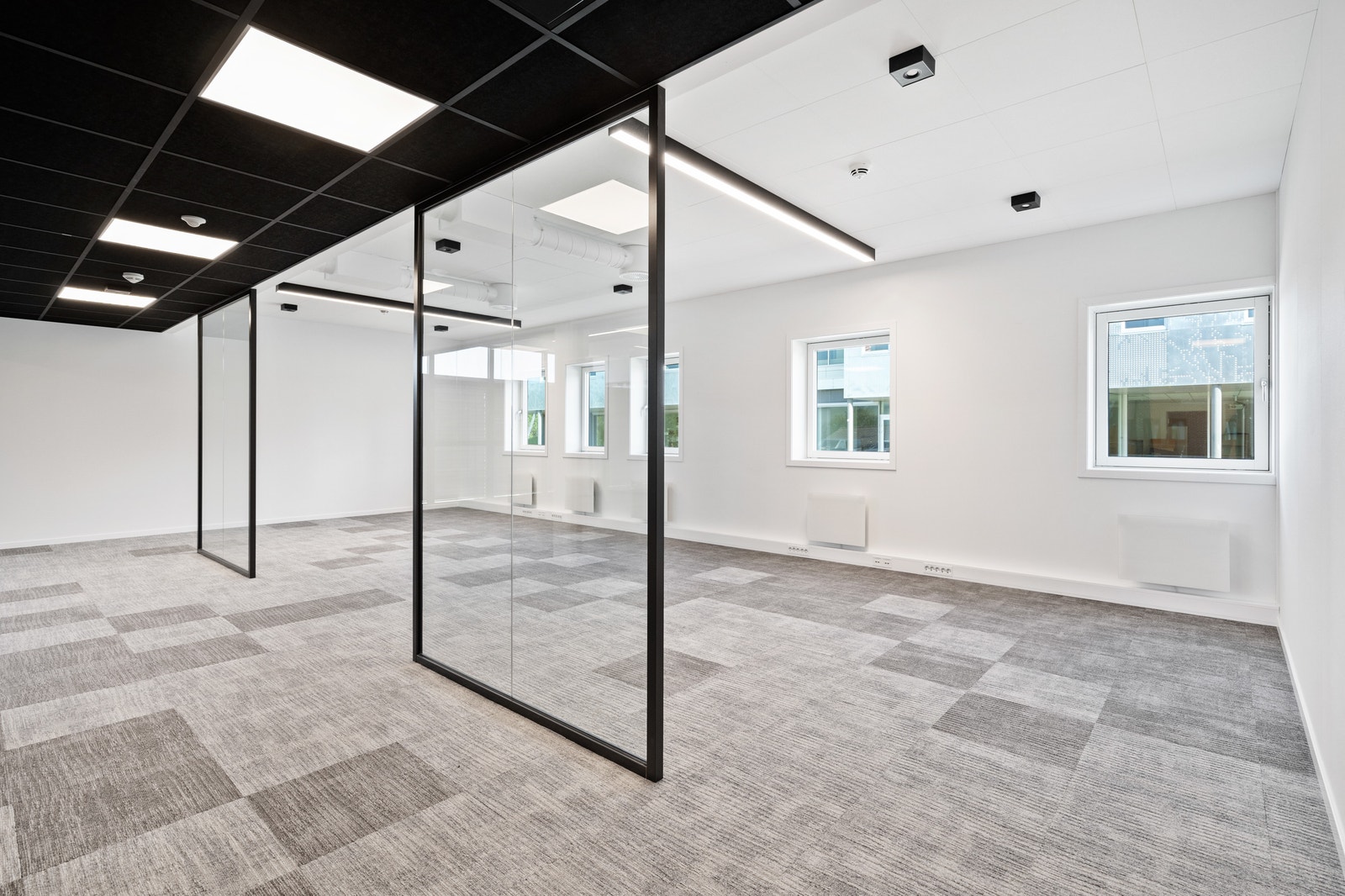 Nyrehabiliterte kontorer i plan 1 nord. Galleribilde