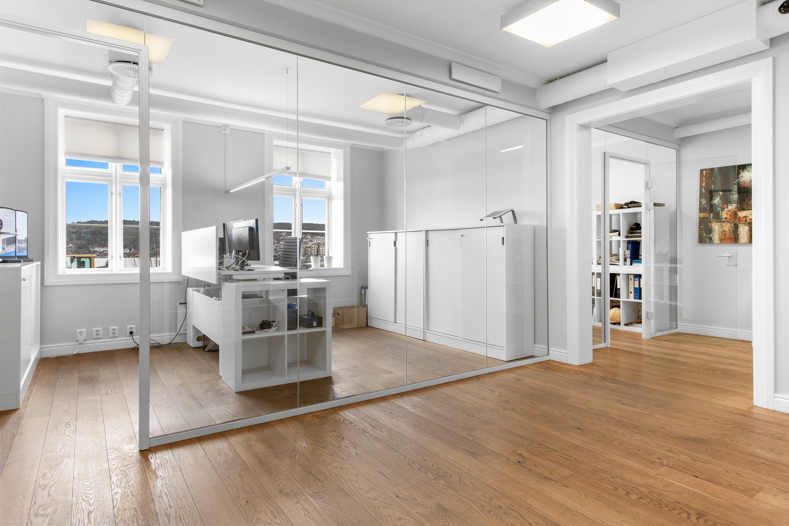 1. etasje - dobbeltkontor Galleribilde