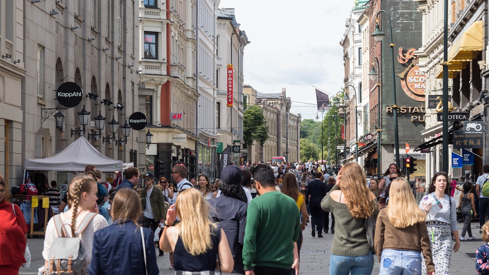 Nærområdet - Karl Johans gate Galleribilde