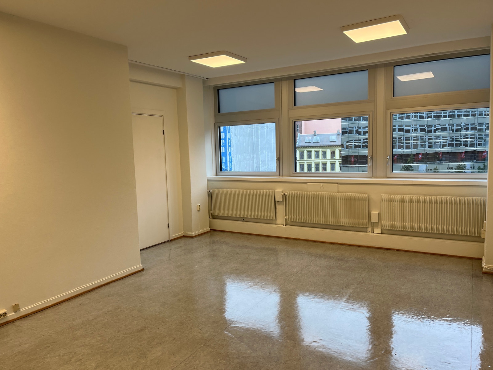 Kontor 501 består av to rom Galleribilde