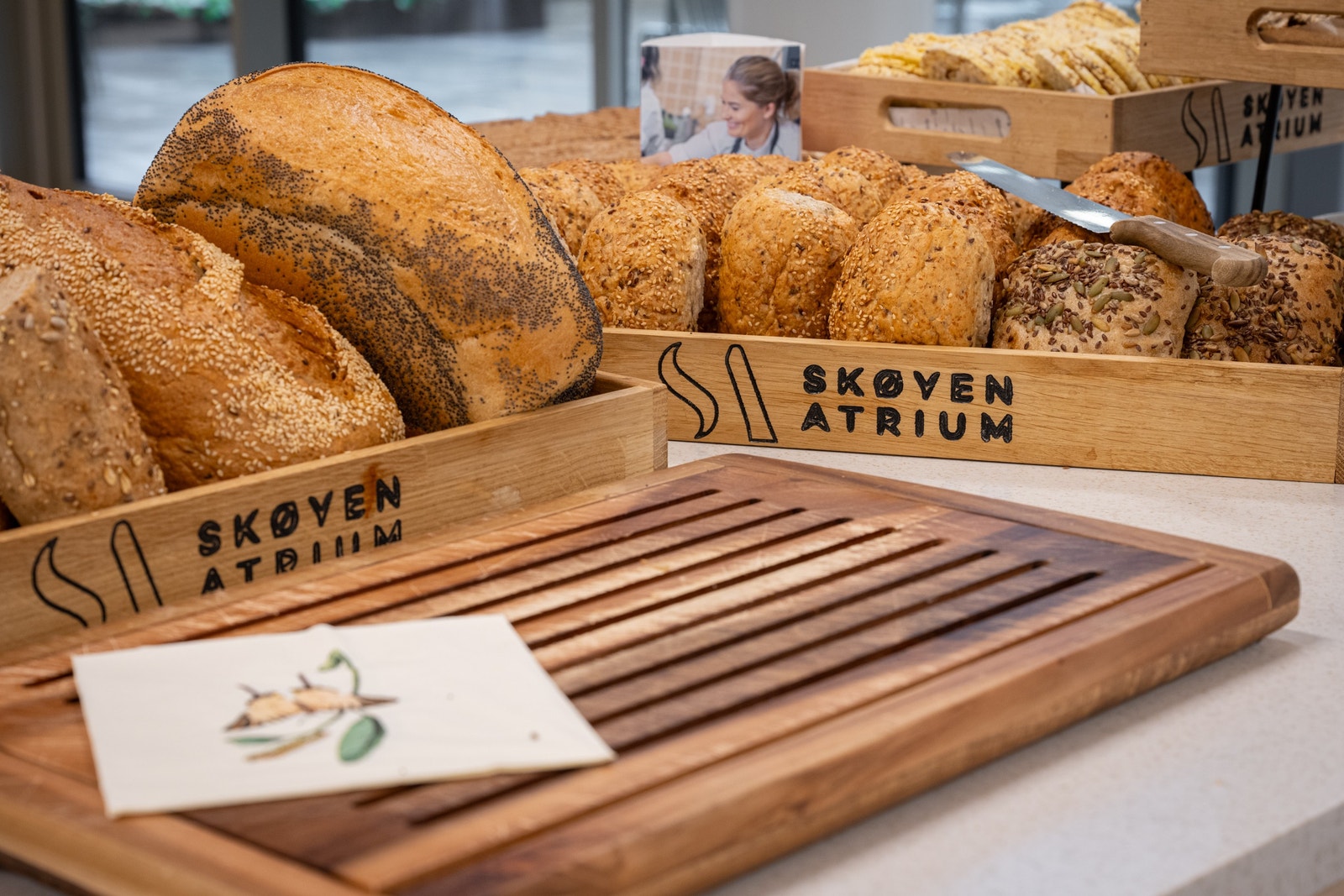 To personalrestauranter Galleribilde