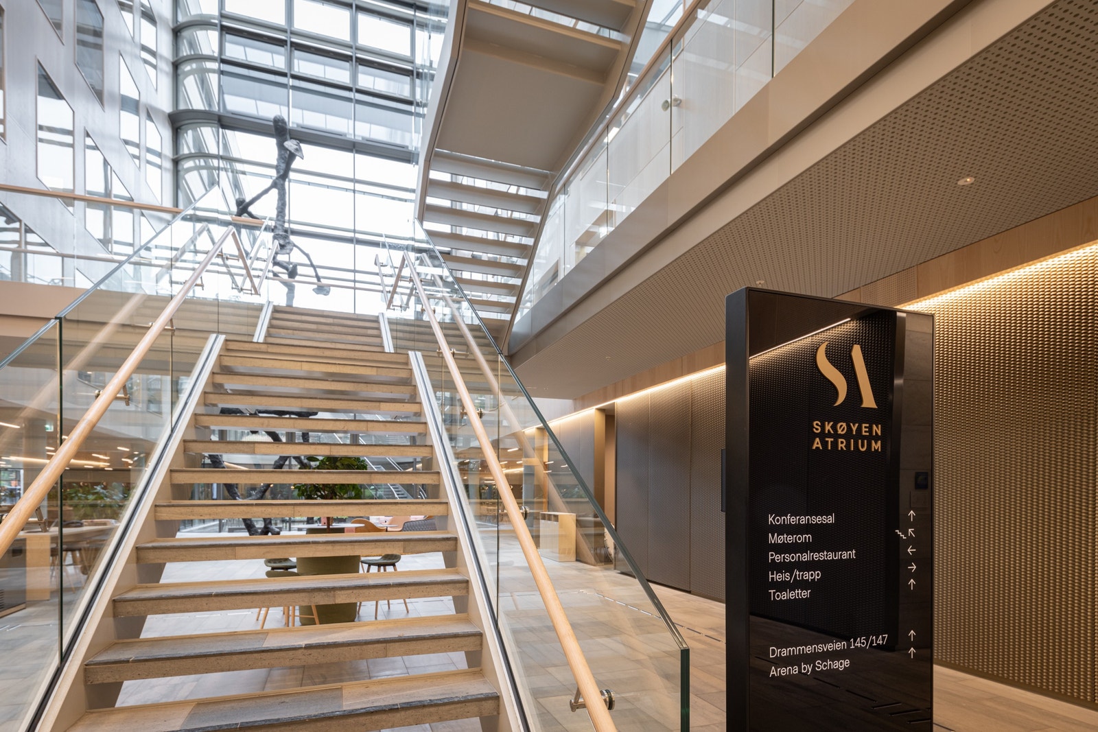 Fellesfasiliteter i byggets første og andre etasje Galleribilde