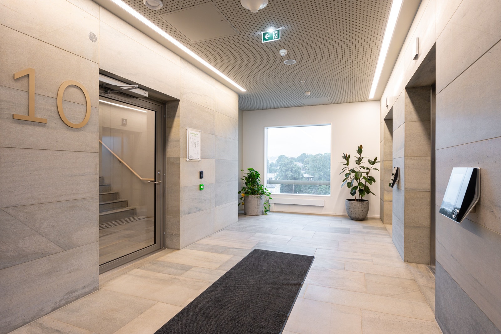 De ledige lokalene Galleribilde