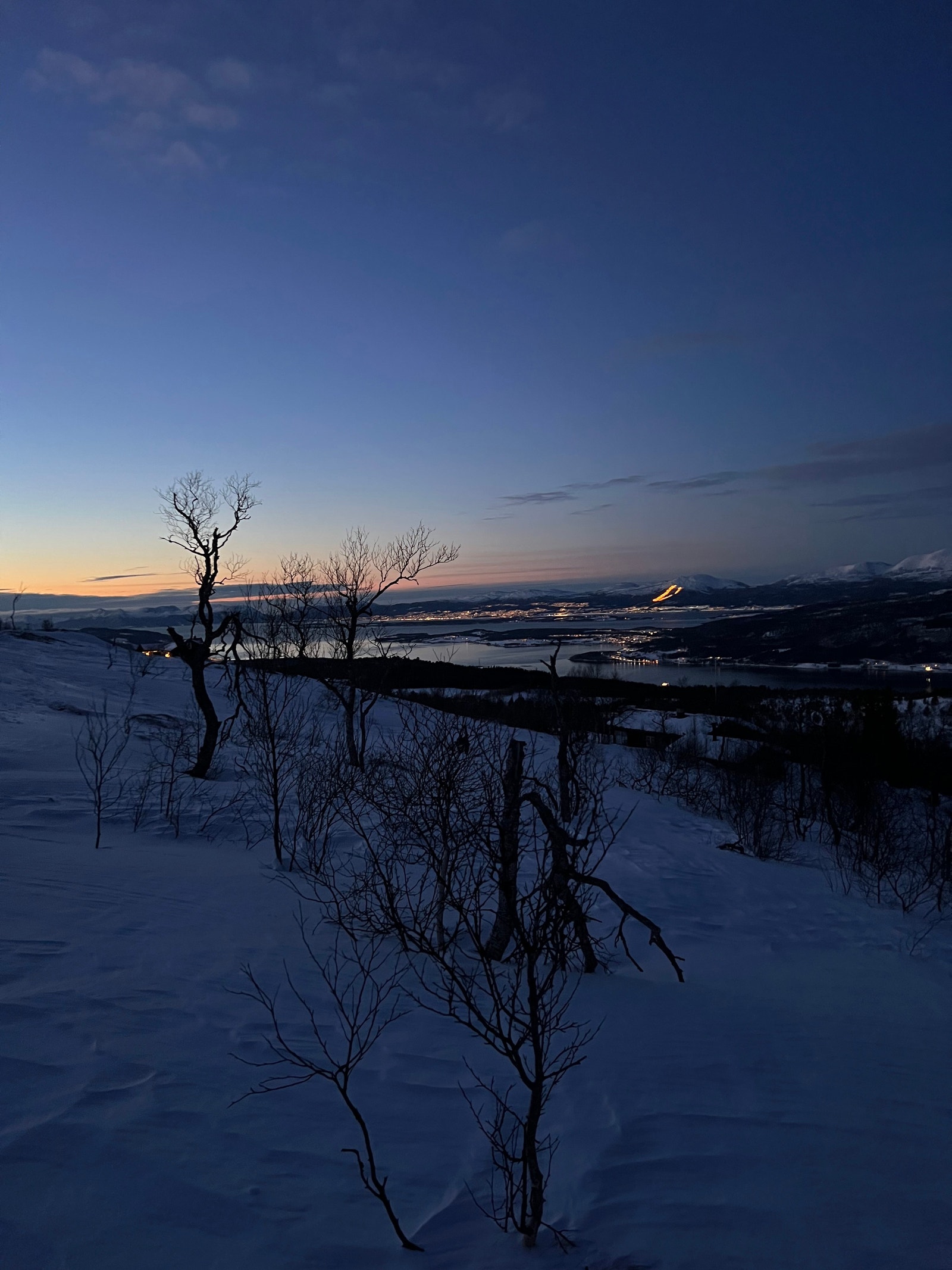Solnedgang fra hyttefeltet. Galleribilde