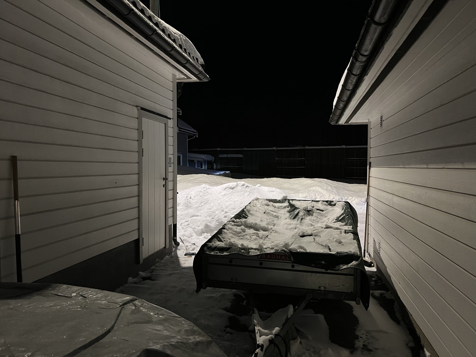 Parkering ved døra. Galleribilde