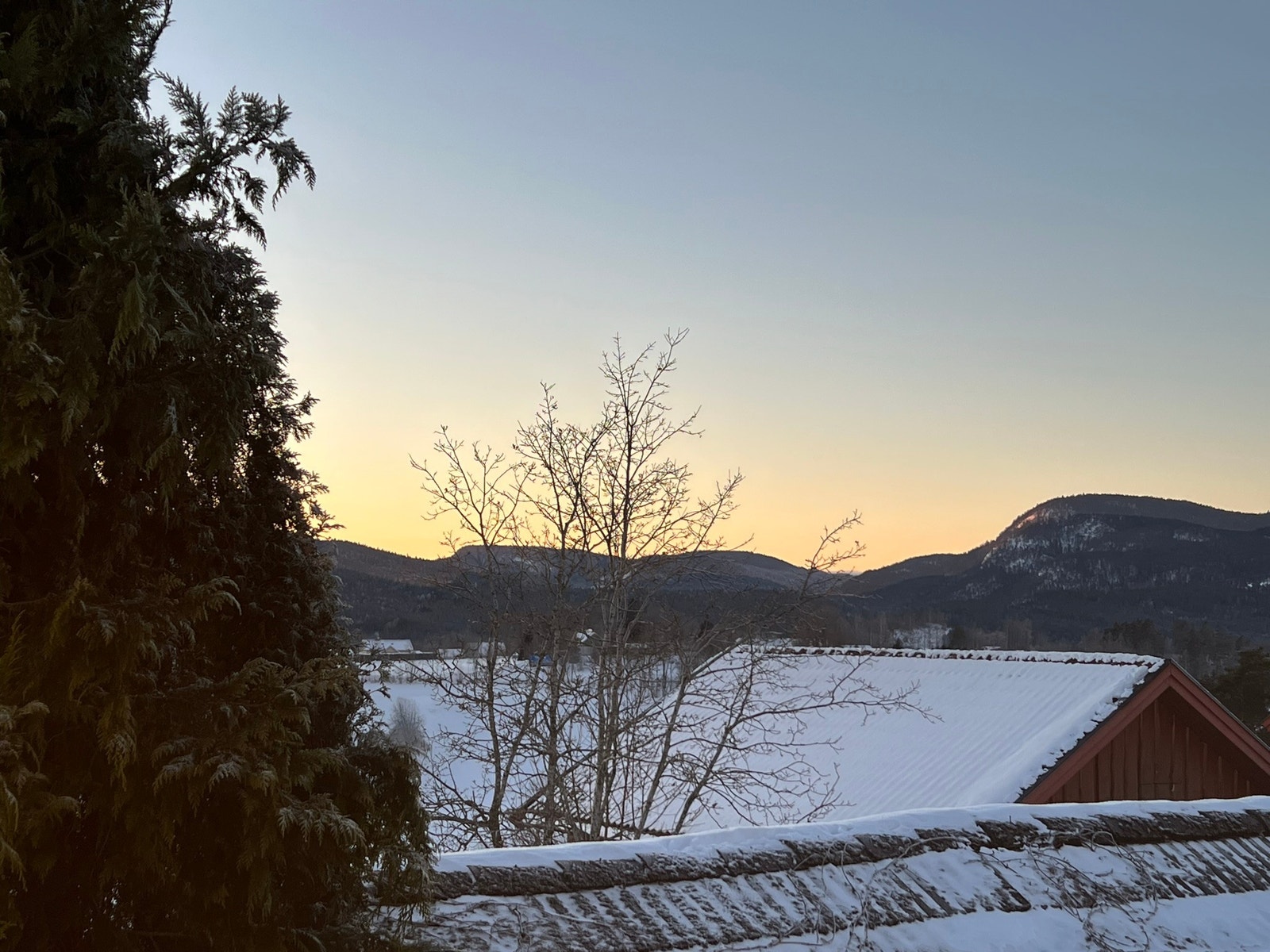 Utsikt nordvest fra stue Galleribilde