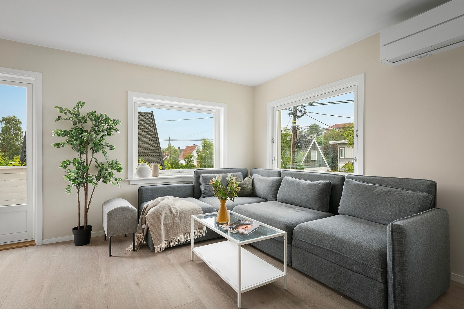 Stue 2.etasje Galleribilde