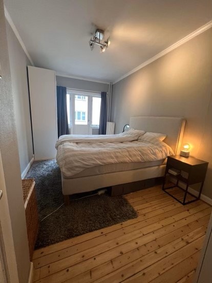 Soverom - skap følger med, men ikke seng Galleribilde