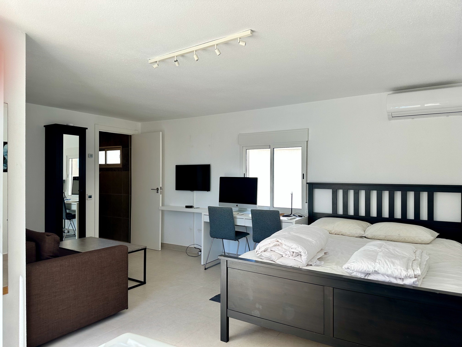 Soverom 4 (separat boenhet med dusjbad og egen inngang) Galleribilde