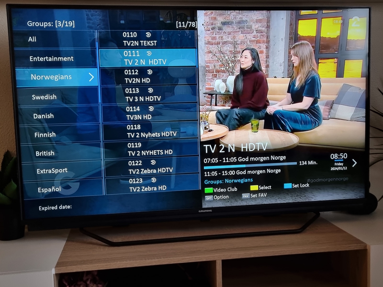 Android TV med mange nordiske og internasjonale kanaler og mulighet til å caste fra egen telefon Galleribilde