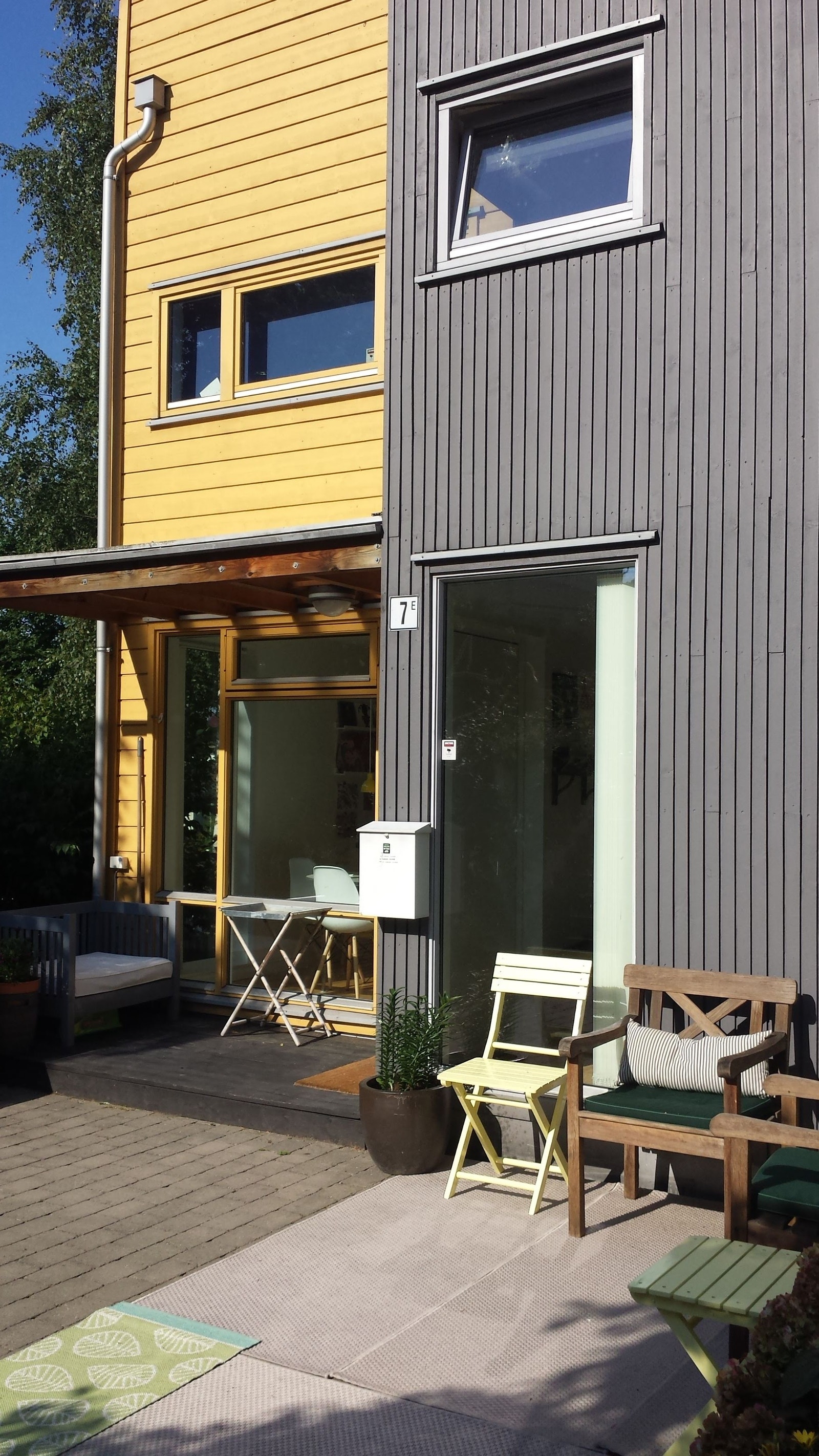 Inngangsparti med morgensol Galleribilde