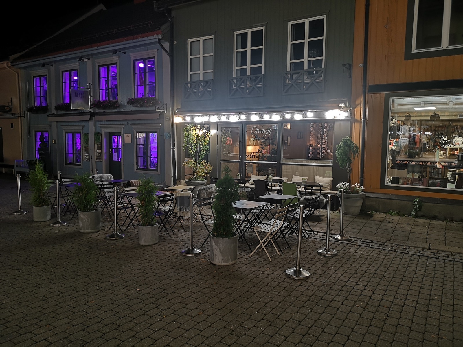 Omega restaurant Galleribilde