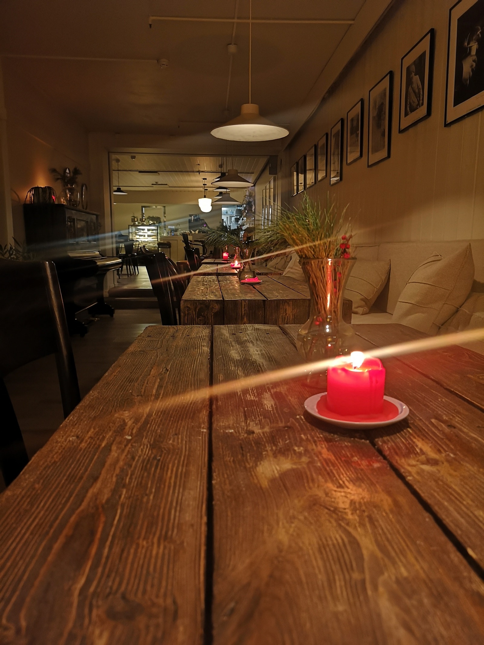 Omega restaurant Galleribilde