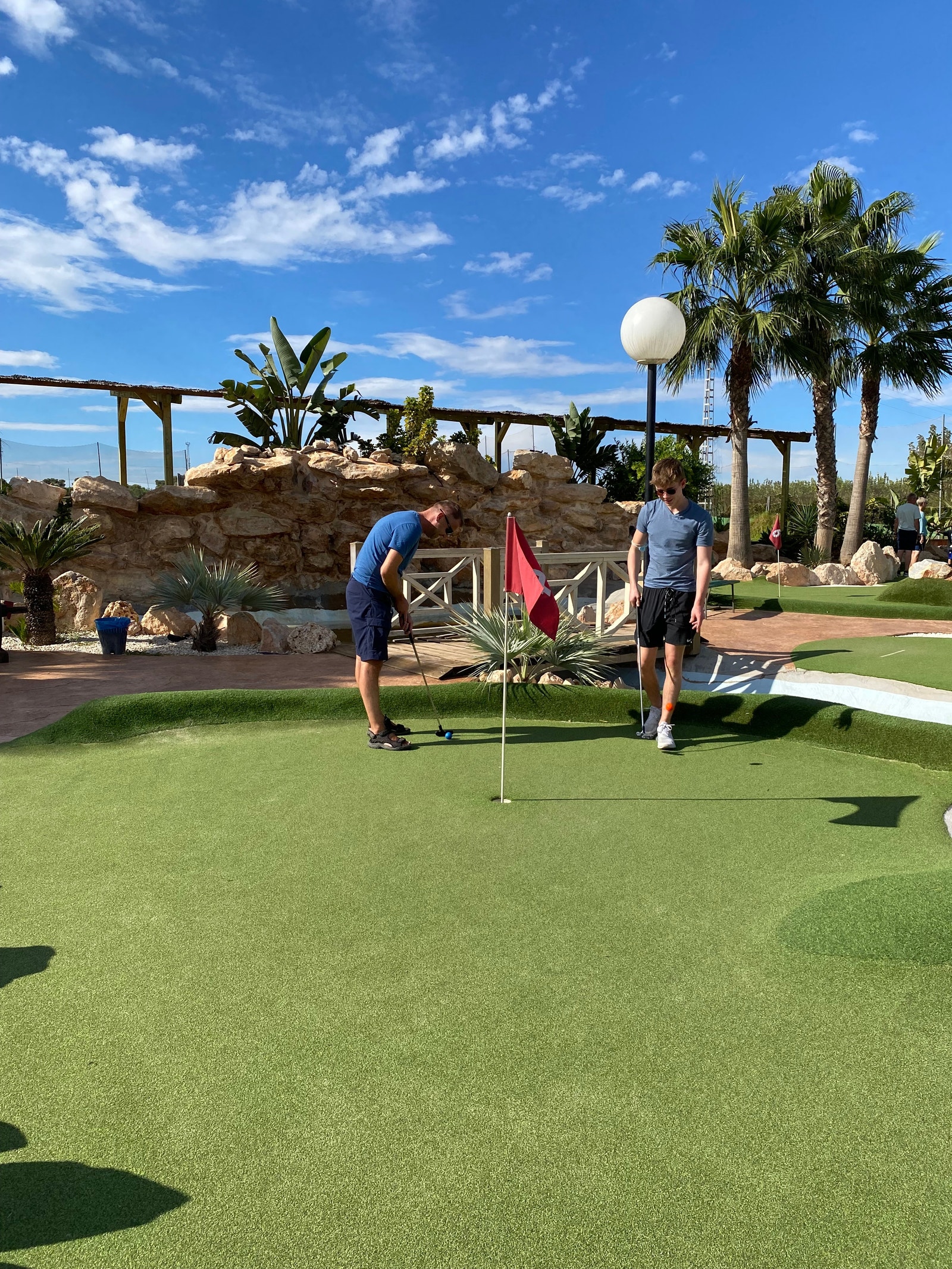 Det er flere muligheter for minigolf og golf spill i området. Galleribilde