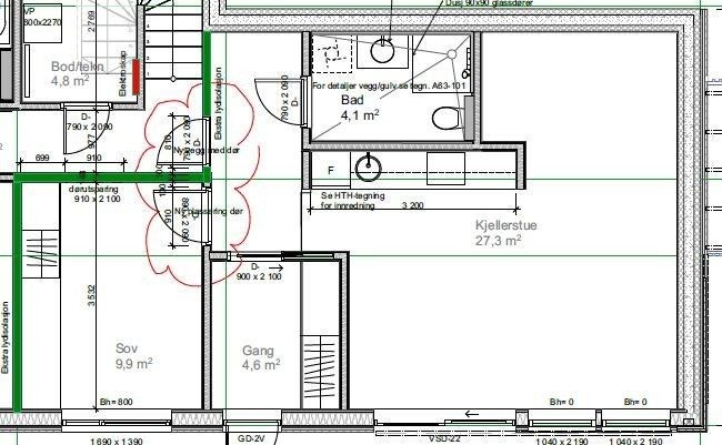 Plantegning. Grønn strek markerer skillet mellom hoveddel og utleiedel Galleribilde
