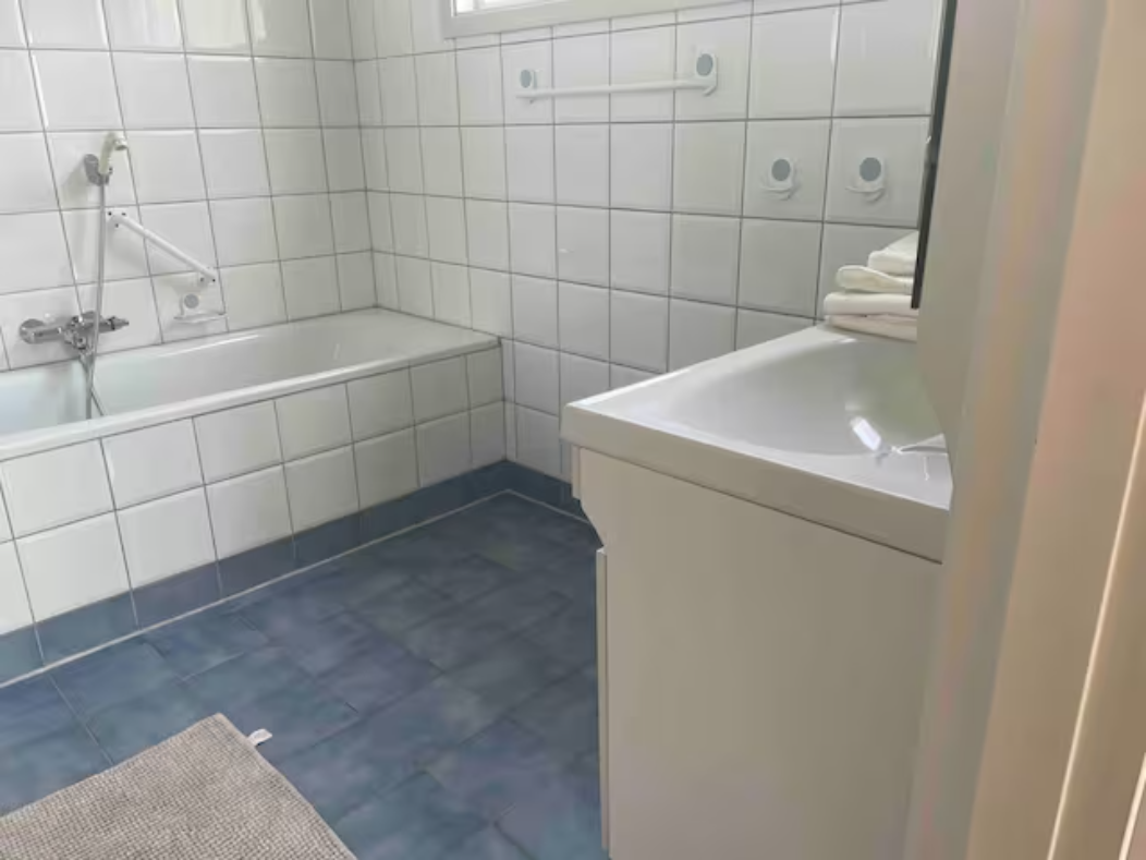 Bad nr. 1 overetasje Galleribilde