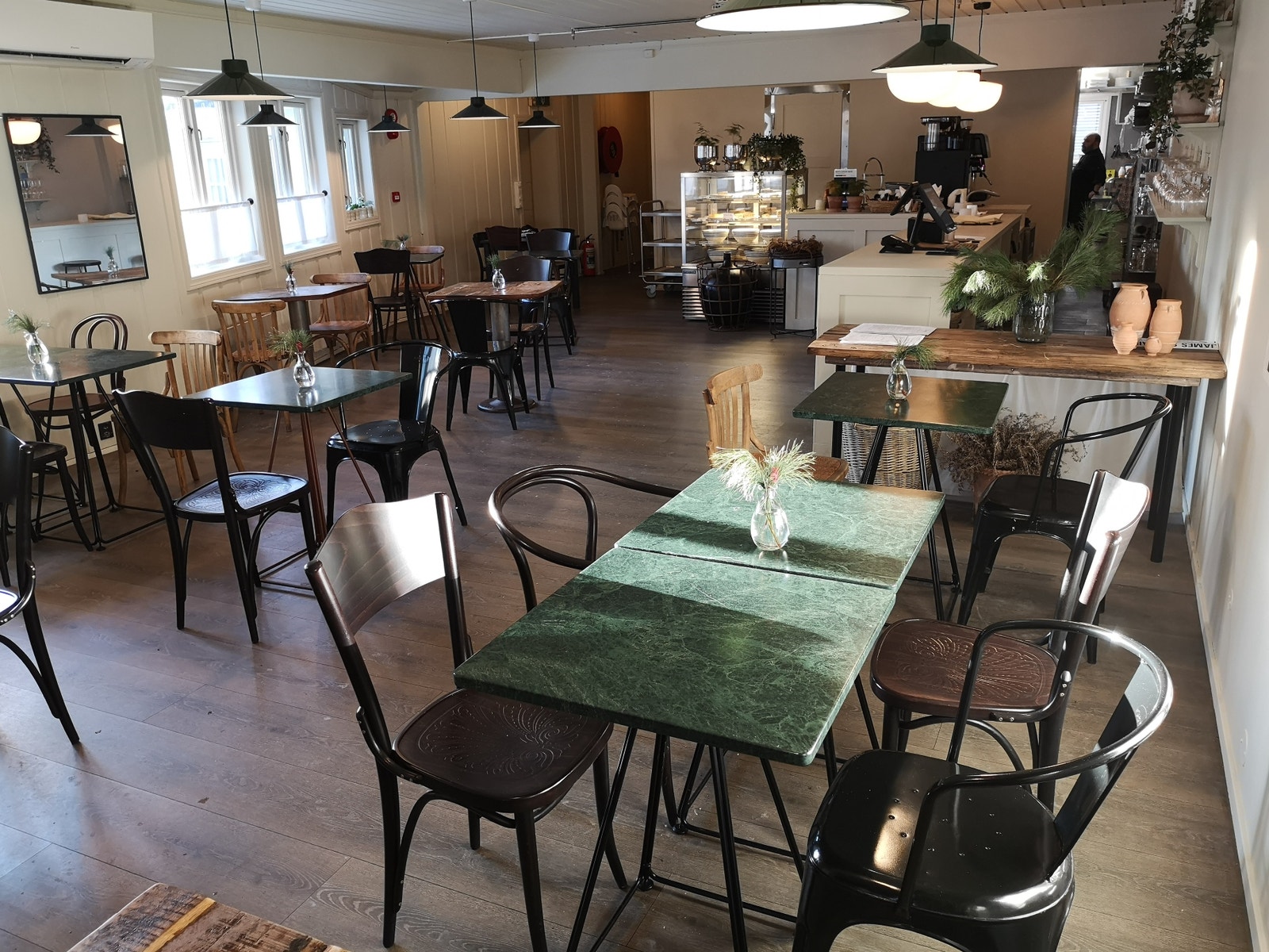 Omega restaurant Galleribilde