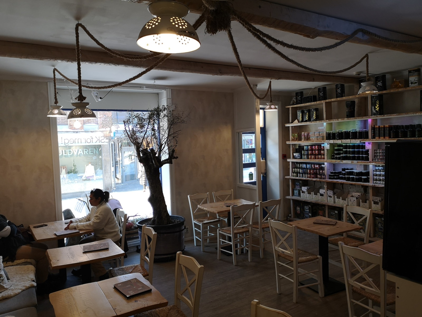 Oliven bistro & delikatesse Galleribilde