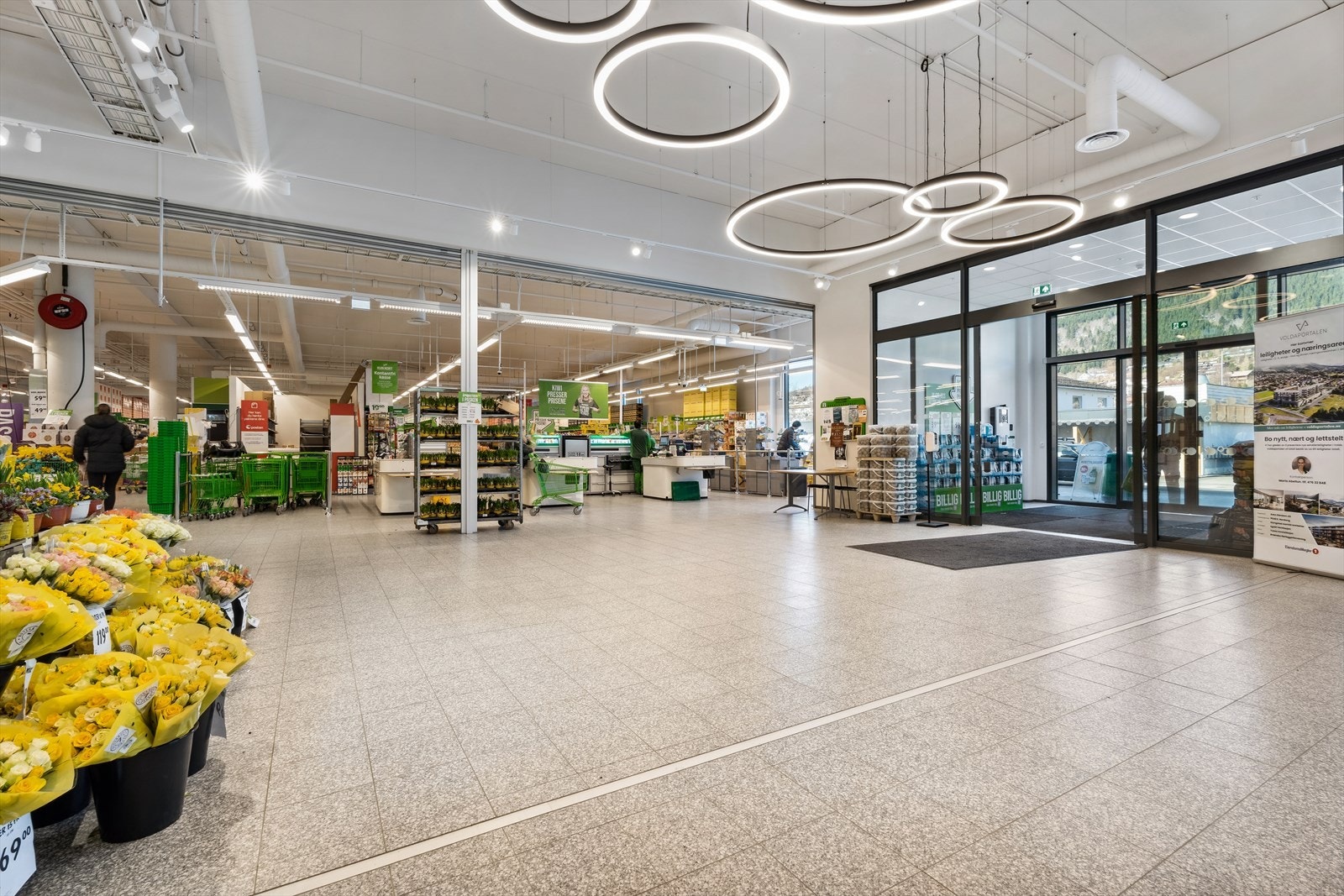 Her kan du ta heisa rett ned å handle på Kiwi Galleribilde