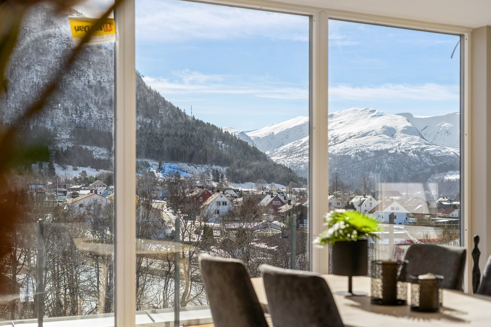 Utsikt mot Rotset Galleribilde