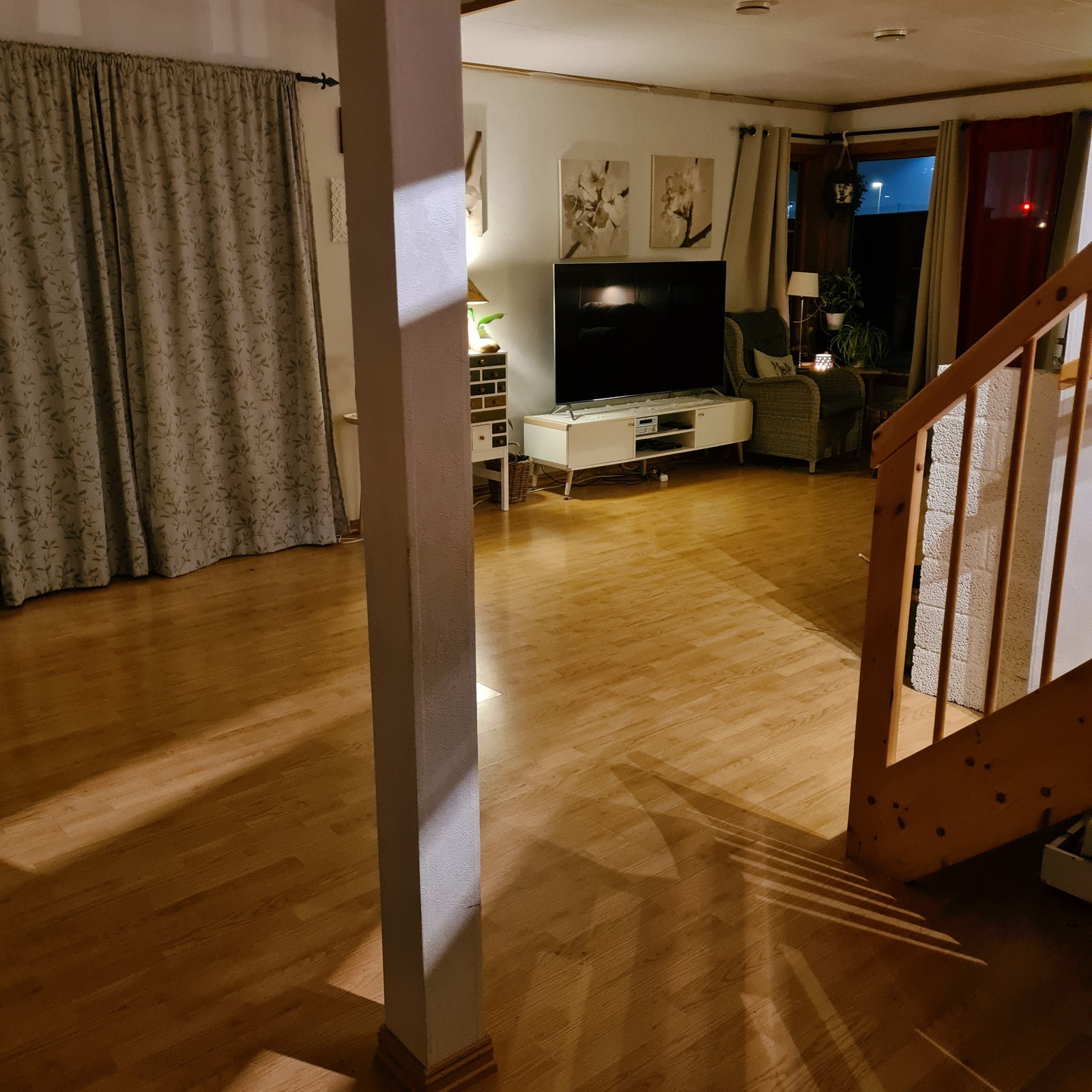 Stor og åpen stue! Med vinkelstue. Galleribilde